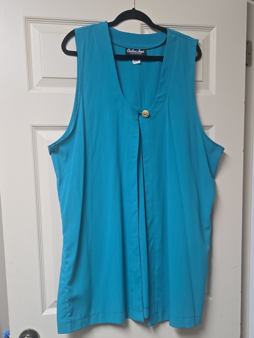 Sleeveless Teal Button-Front Top